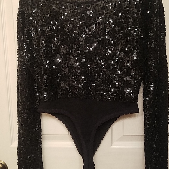 *HP*Donna Karan NY black sequined body suit - Picture 4 of 4